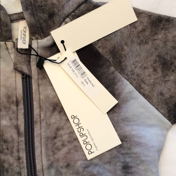 Boys Popupshop zip up onsie, new with tags - Picture 3 of 3